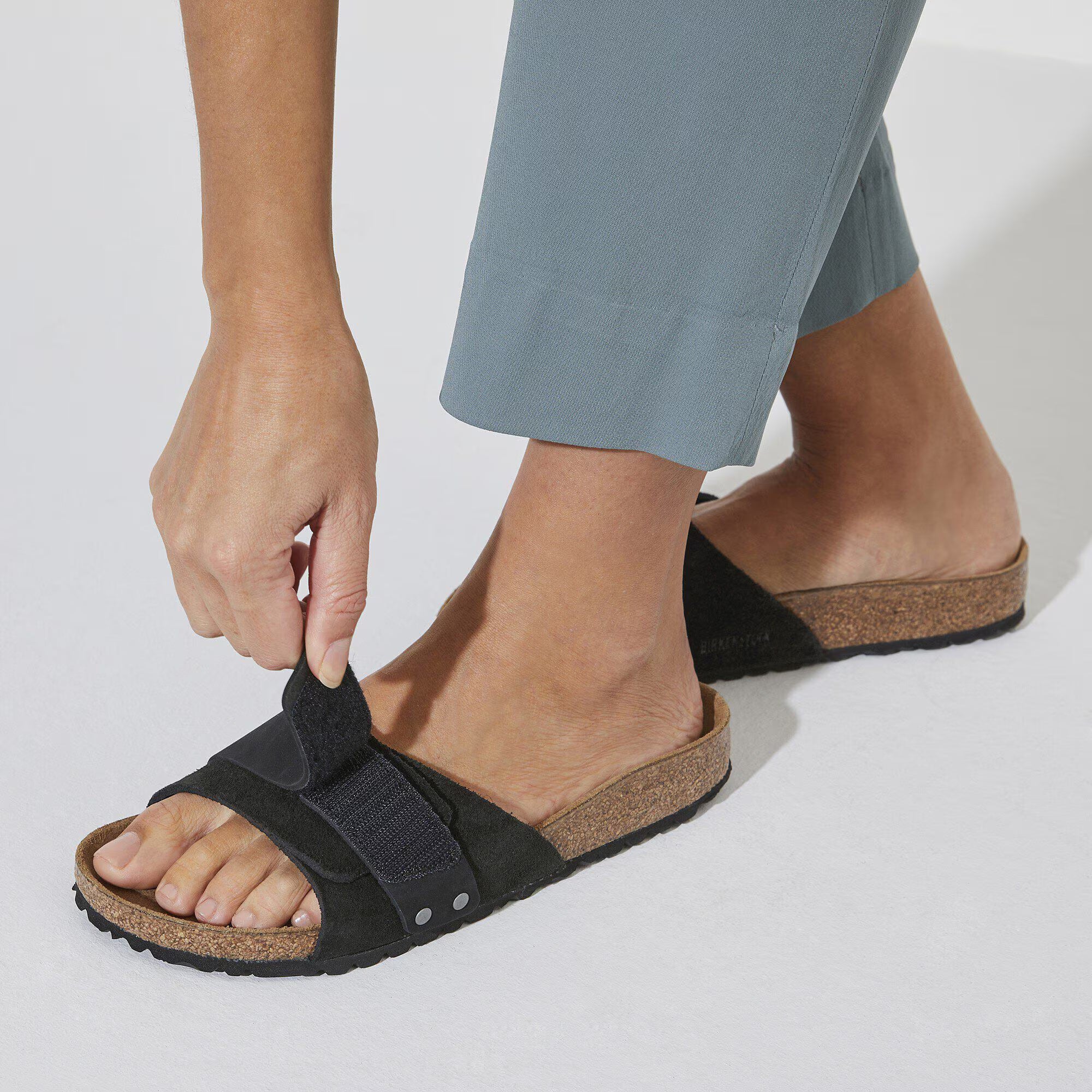 Oita Suede Leather