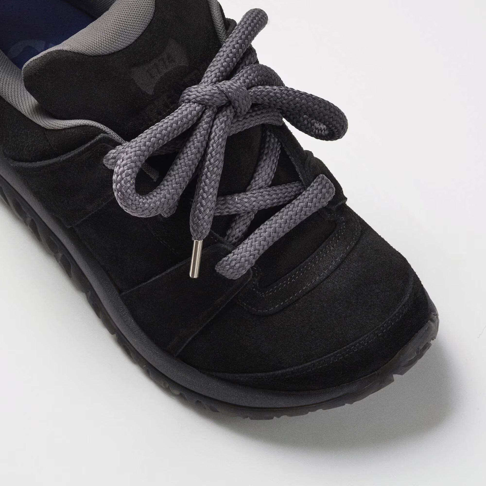 1774 Goerlitz Suede Suede Leather