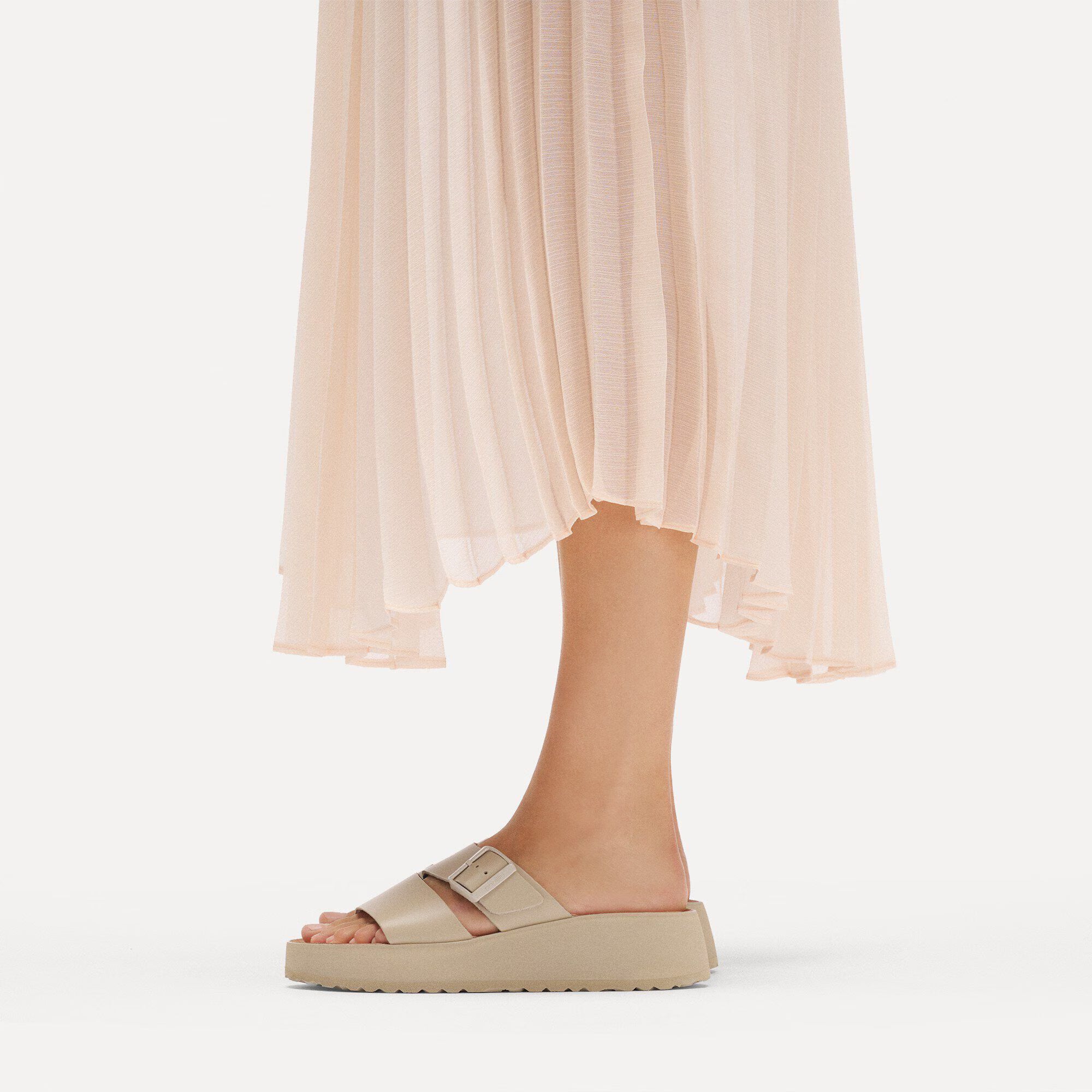 Almina Natural Leather