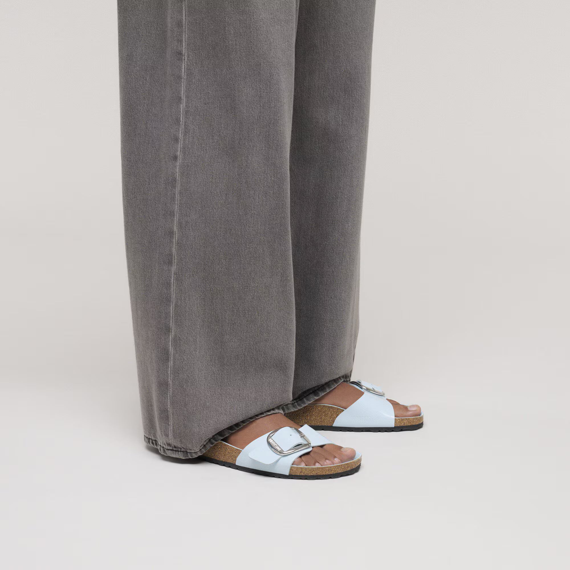 Madrid Big Buckle Natural Leather Patent